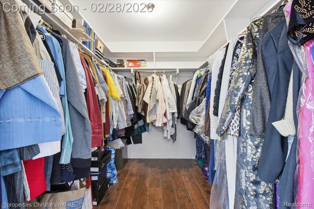 22448 Hallcroft Trail, Southfield, MI 48034