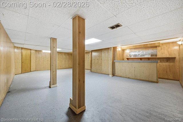 22448 Hallcroft Trail, Southfield, MI 48034