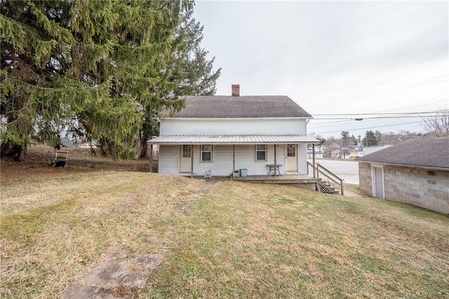 105 Pandora Rd, Derry Twp, PA 15661