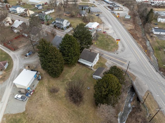 105 Pandora Rd, Derry Twp, PA 15661