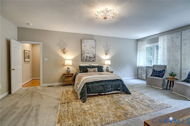 16184 Point Beverley Ct, Montpelier, VA 23192