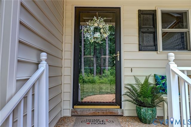16184 Point Beverley Ct, Montpelier, VA 23192
