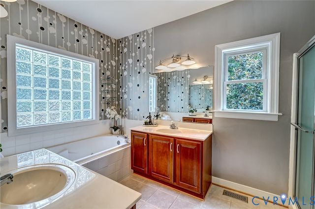 16184 Point Beverley Ct, Montpelier, VA 23192