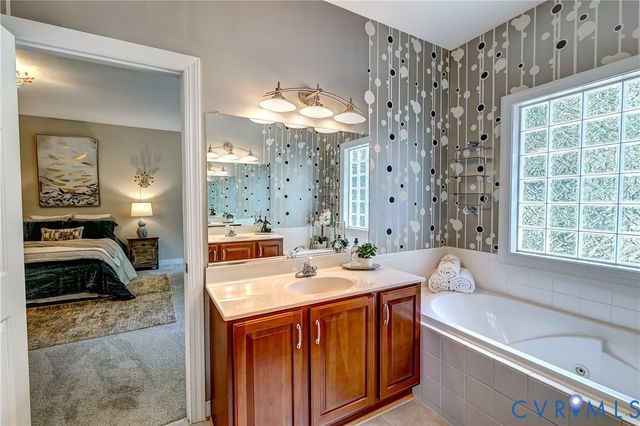 16184 Point Beverley Ct, Montpelier, VA 23192