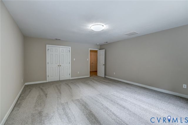 16184 Point Beverley Ct, Montpelier, VA 23192