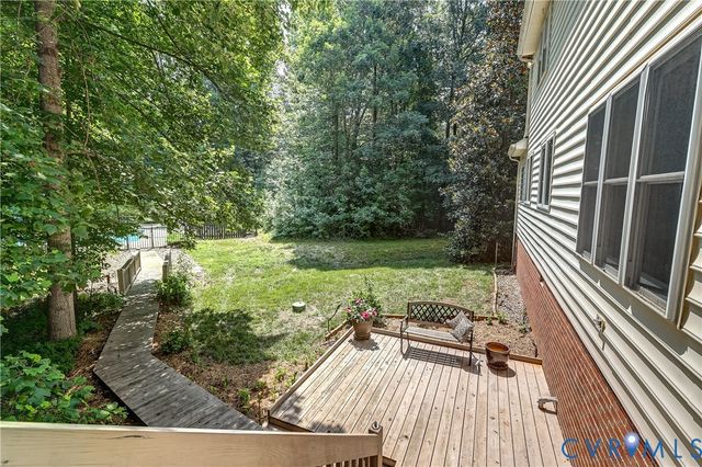 16184 Point Beverley Ct, Montpelier, VA 23192
