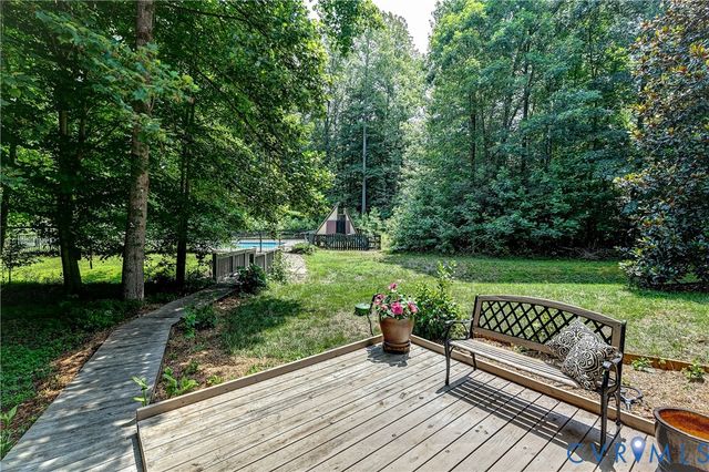 16184 Point Beverley Ct, Montpelier, VA 23192