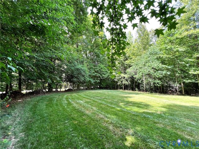 16184 Point Beverley Ct, Montpelier, VA 23192