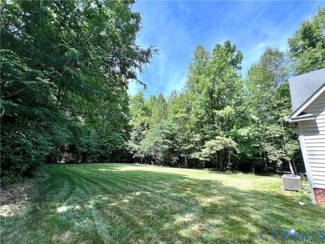 16184 Point Beverley Ct, Montpelier, VA 23192