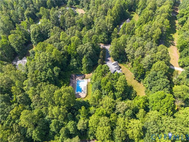 16184 Point Beverley Ct, Montpelier, VA 23192