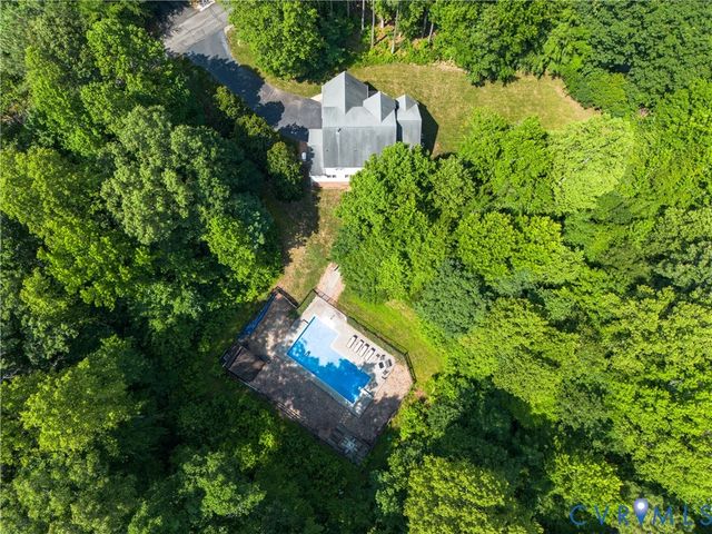 16184 Point Beverley Ct, Montpelier, VA 23192