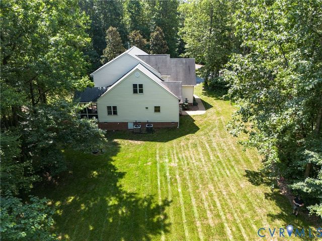 16184 Point Beverley Ct, Montpelier, VA 23192