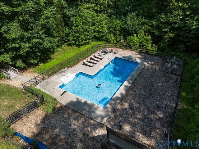16184 Point Beverley Ct, Montpelier, VA 23192