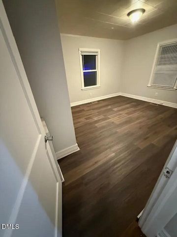 425 Hamilton Street, Burlington, NC 27217