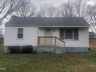 425 Hamilton Street, Burlington, NC 27217