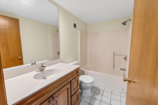 5009 Sycamore Avenue, Madison, WI 53704
