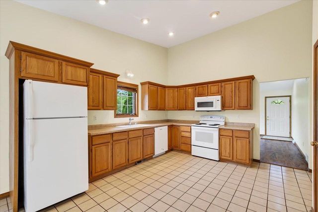 5009 Sycamore Avenue, Madison, WI 53704