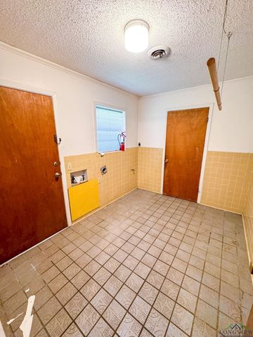 8526 N Hwy 59, Marshall, TX 75670