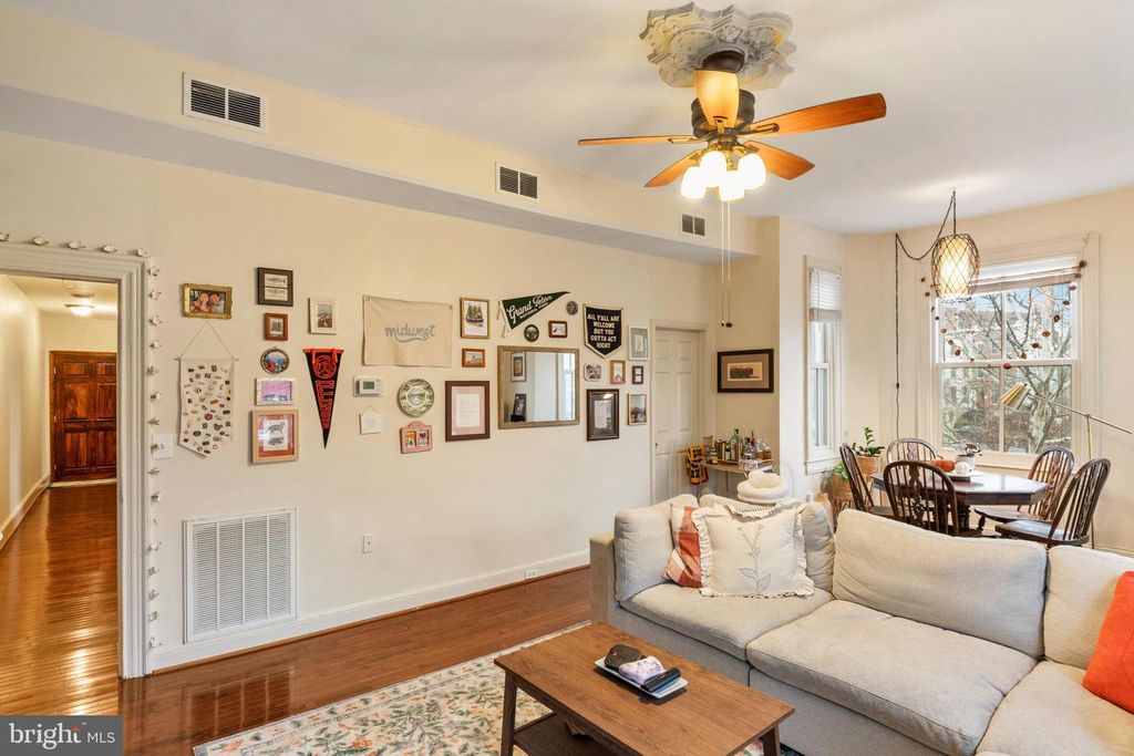 Image 29 of property listing at 653-655 CONSTITUTION AVE NE, Washington, DC 20002