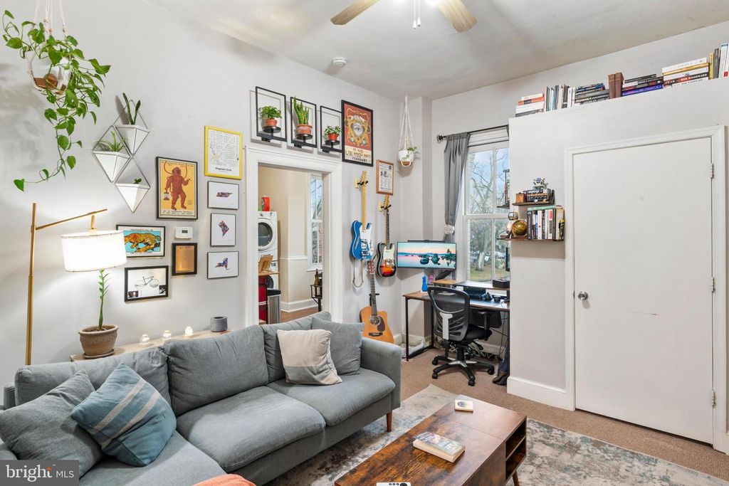 Image 36 of property listing at 653-655 CONSTITUTION AVE NE, Washington, DC 20002