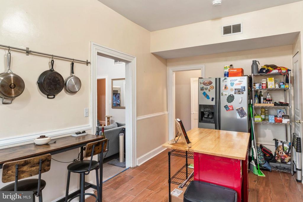 Image 42 of property listing at 653-655 CONSTITUTION AVE NE, Washington, DC 20002