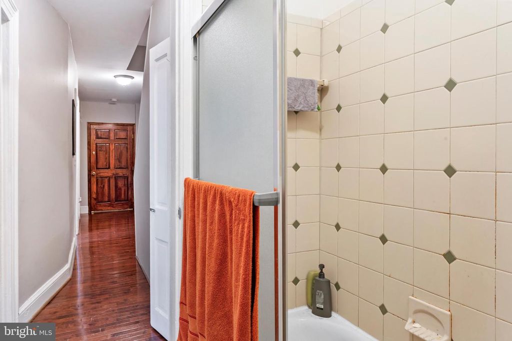 Image 47 of property listing at 653-655 CONSTITUTION AVE NE, Washington, DC 20002