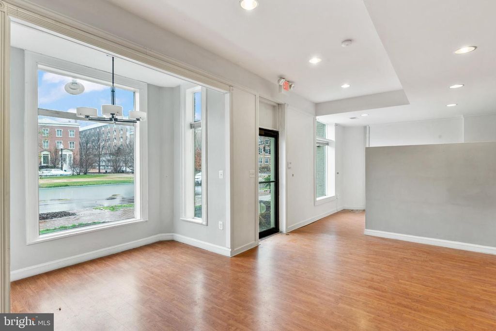 Image 51 of property listing at 653-655 CONSTITUTION AVE NE, Washington, DC 20002