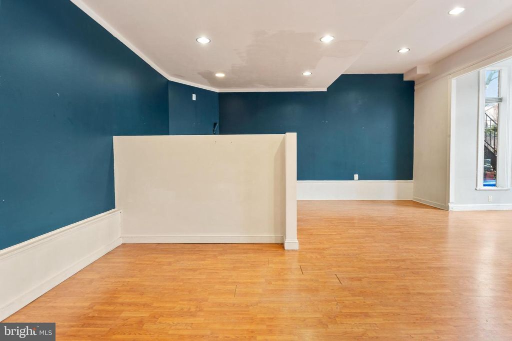 Image 59 of property listing at 653-655 CONSTITUTION AVE NE, Washington, DC 20002
