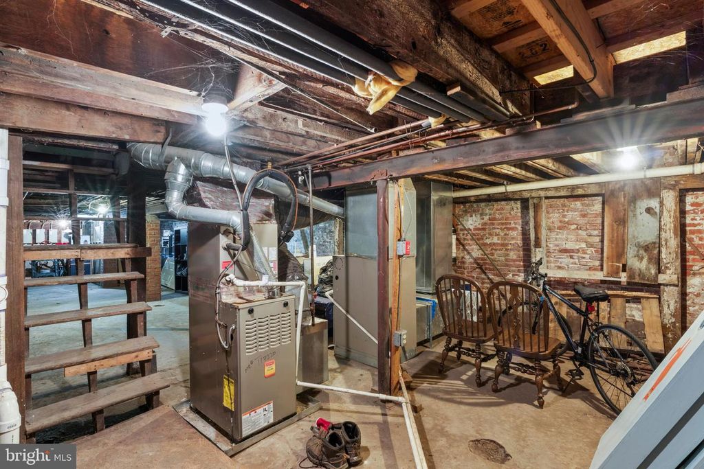 Image 69 of property listing at 653-655 CONSTITUTION AVE NE, Washington, DC 20002