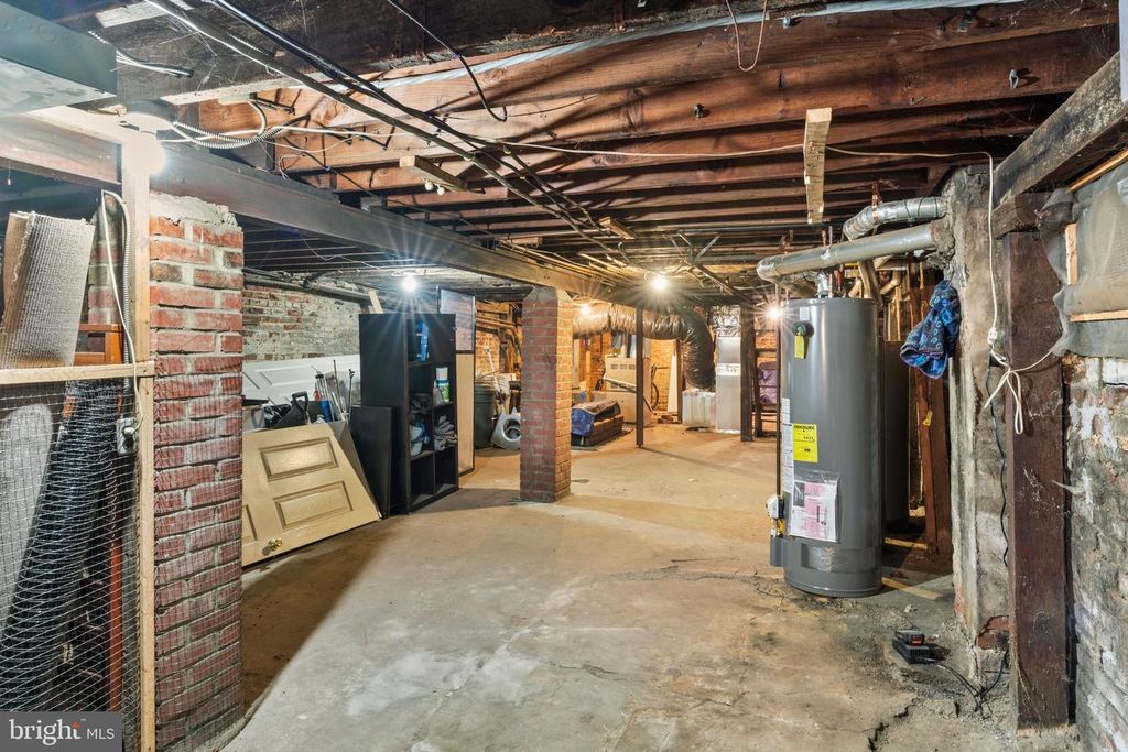 Image 72 of property listing at 653-655 CONSTITUTION AVE NE, Washington, DC 20002