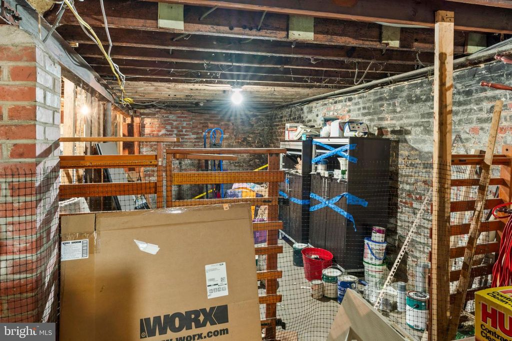 Image 74 of property listing at 653-655 CONSTITUTION AVE NE, Washington, DC 20002