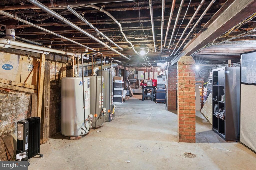 Image 75 of property listing at 653-655 CONSTITUTION AVE NE, Washington, DC 20002