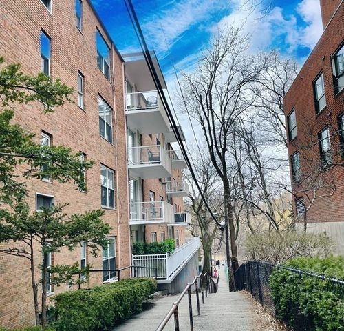 100 Marion Street 18, Brookline, MA 02446