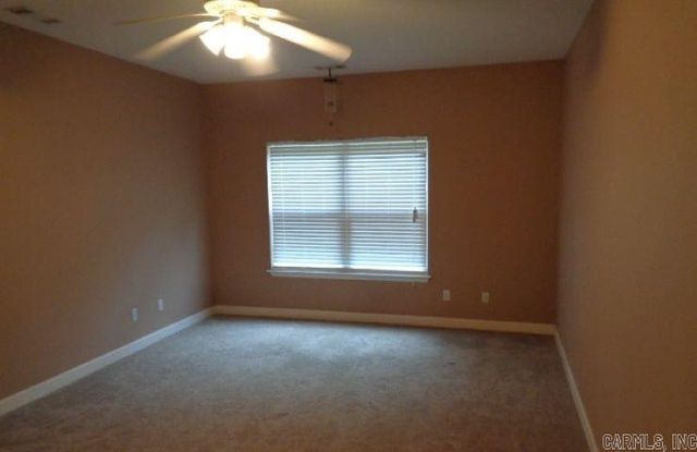 2501 Calico Creek Drive, North Little Rock, AR 72116