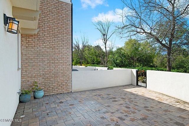 31 Jensen Court, Thousand Oaks, CA 91360