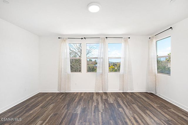 31 Jensen Court, Thousand Oaks, CA 91360