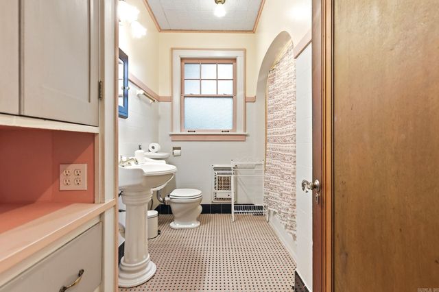 3905 Oakwood Road, Little Rock, AR 72205