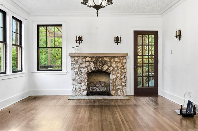 3905 Oakwood Road, Little Rock, AR 72205