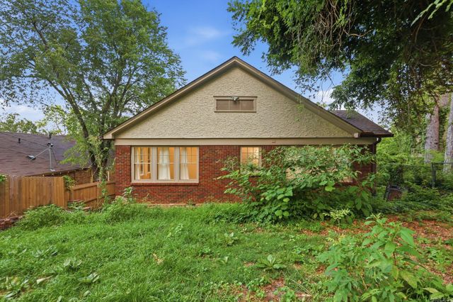 3905 Oakwood Road, Little Rock, AR 72205