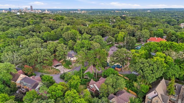 3905 Oakwood Road, Little Rock, AR 72205