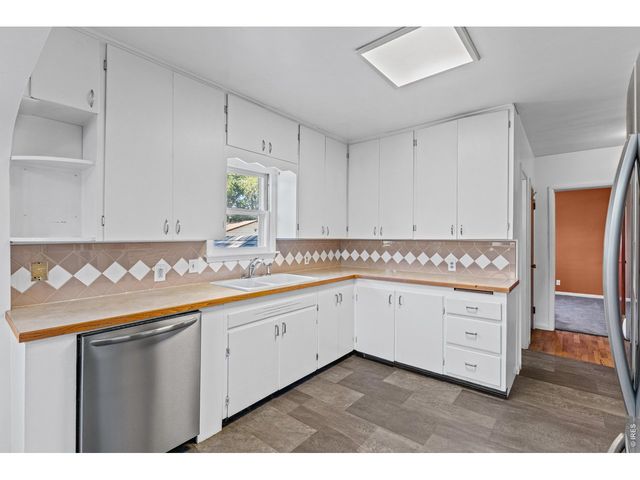1529 12th St, Greeley, CO 80631