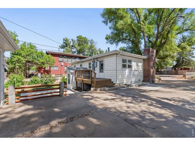 1529 12th St, Greeley, CO 80631