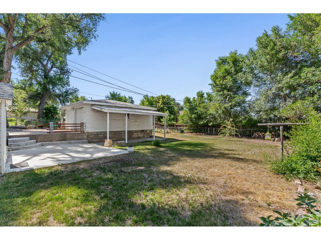 1529 12th St, Greeley, CO 80631