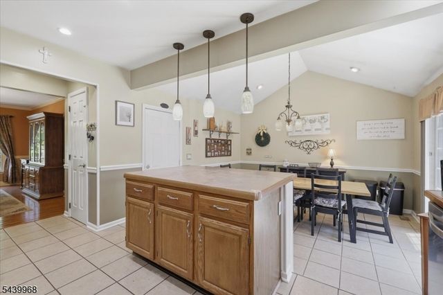 30 Glen Eagles Rd, Washington Twp., NJ 07882