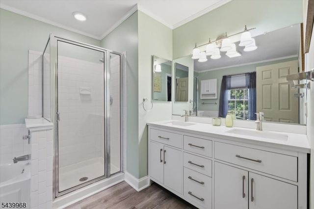 30 Glen Eagles Rd, Washington Twp., NJ 07882