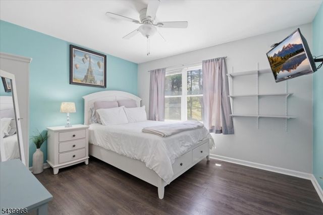 30 Glen Eagles Rd, Washington Twp., NJ 07882