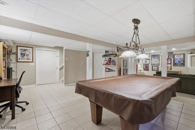 30 Glen Eagles Rd, Washington Twp., NJ 07882