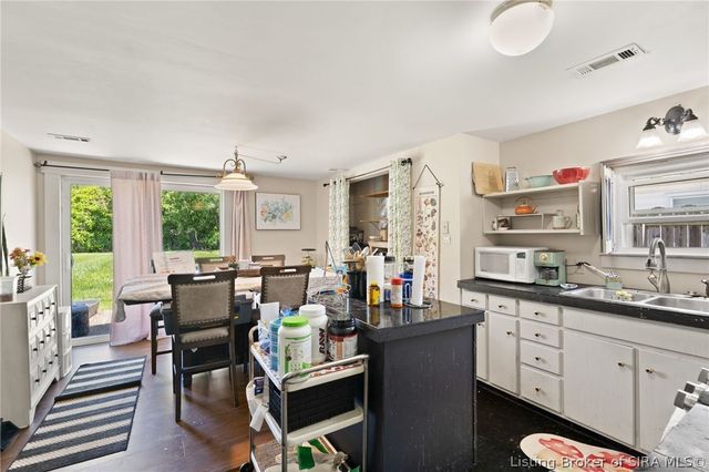 745 Cornell Avenue, Clarksville, IN 47129
