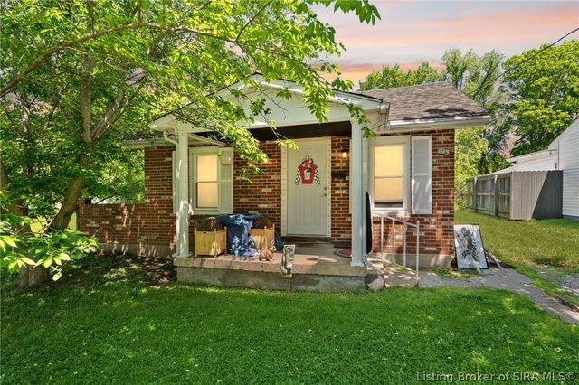 745 Cornell Avenue, Clarksville, IN 47129