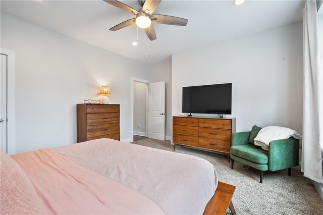 802 McCandless Ave, Lawrenceville, PA 15201